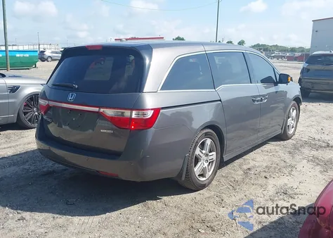 2013 Honda Odyssey Touring/Touring Elite from USA, damaged, VIN 5FNRL5H90DB046594